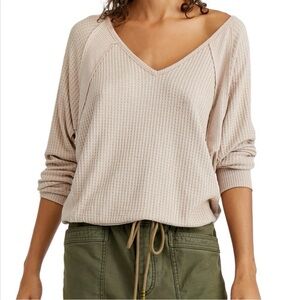 FP We The Free Size XS Tan Santa Clara Textured Thermal Long Sleeve V-Neck Top